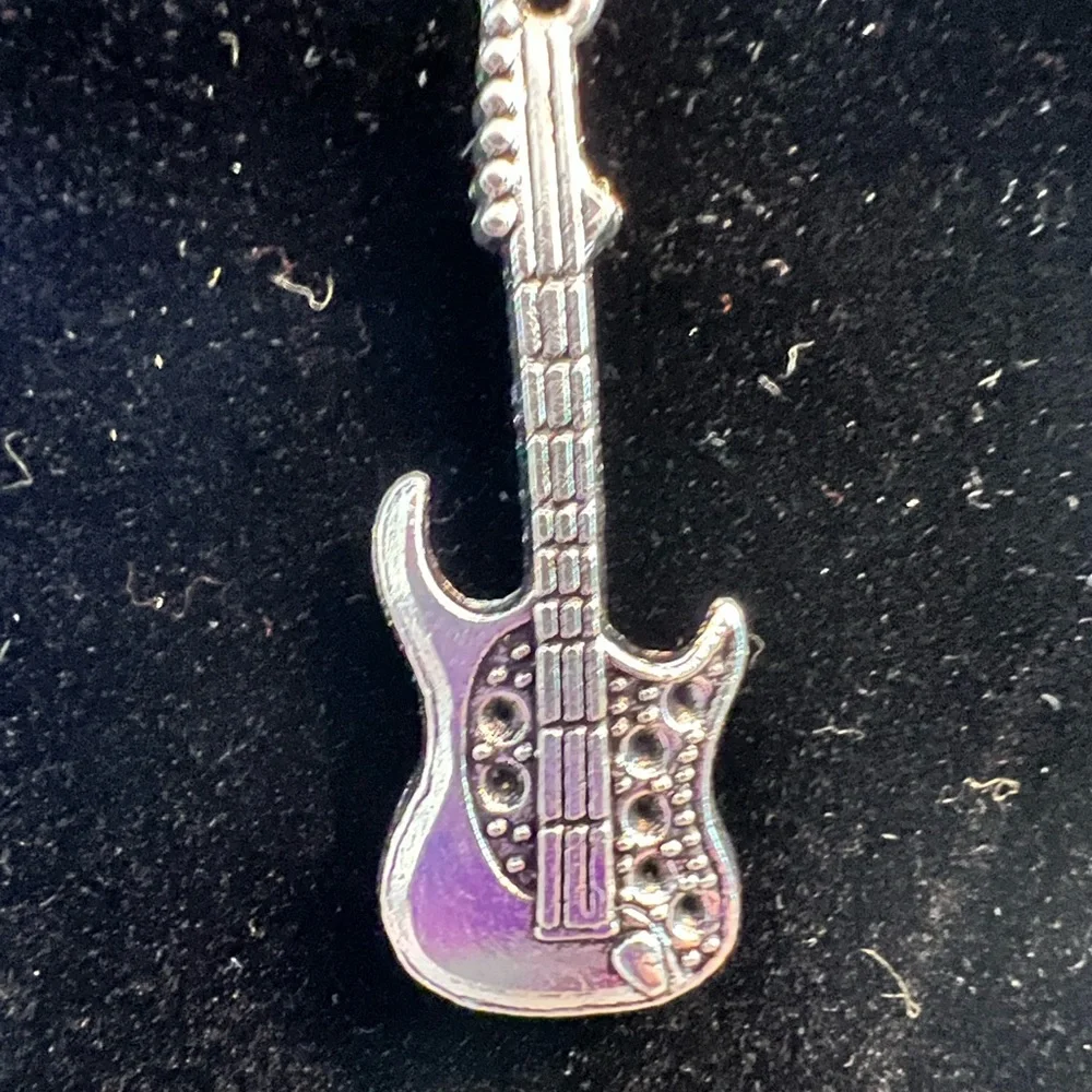 Silver Electric Guitar Necklace - Picture 2 of 3